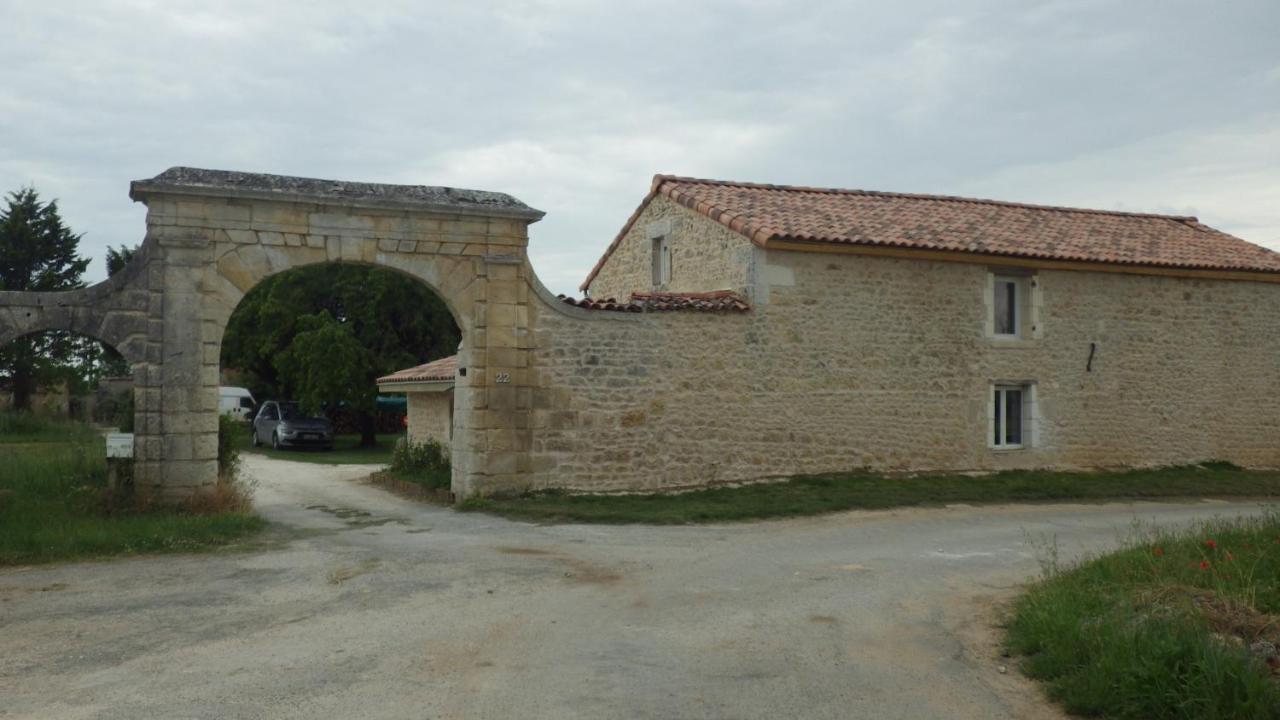 مبيت وإفطار Champagne  Le Logis Du Bouil المظهر الخارجي الصورة